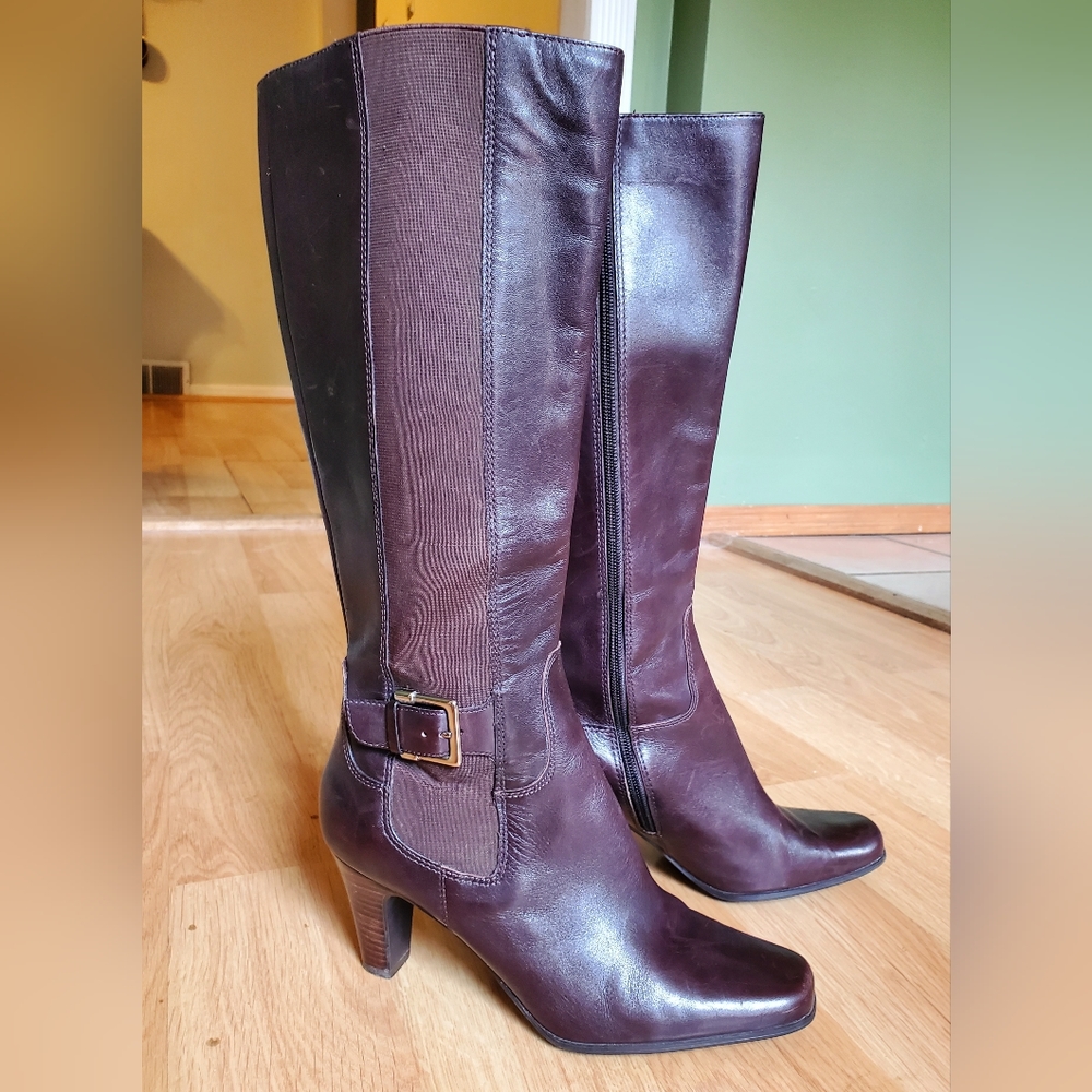 Anne Klein brown leather boots